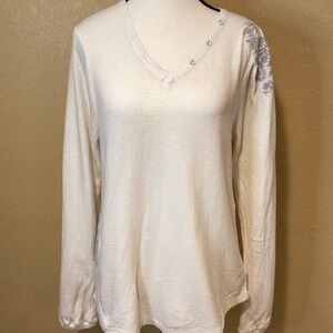 Aventura 100% Organic Cotton Cream, Gray & Beige Floral‎ Embroidery, Size Medium